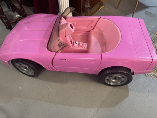 1988 BARBIE CORVETTE Classic Edition ~ Ride-On Toy Car